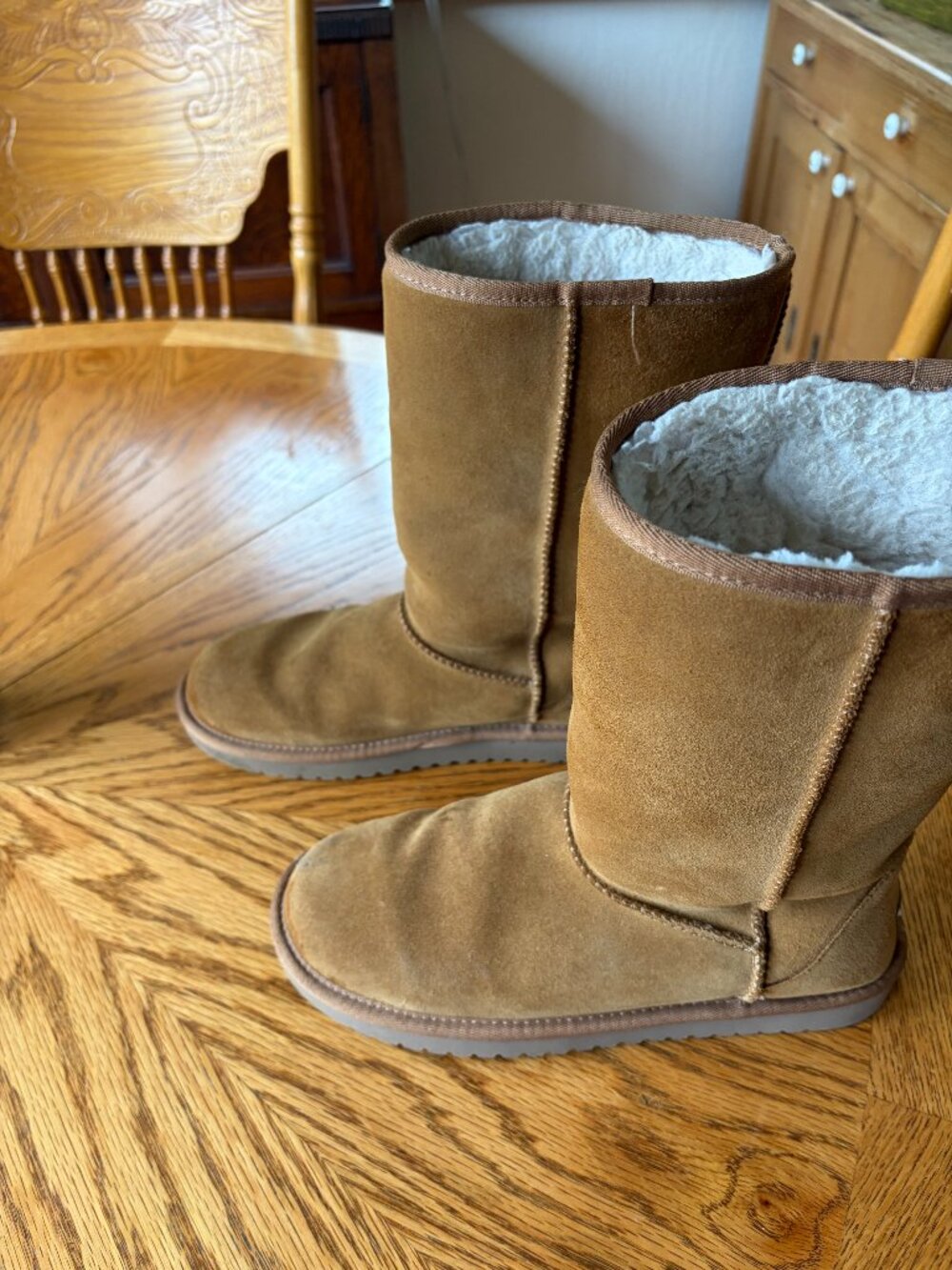Koolaburra by UGG boots